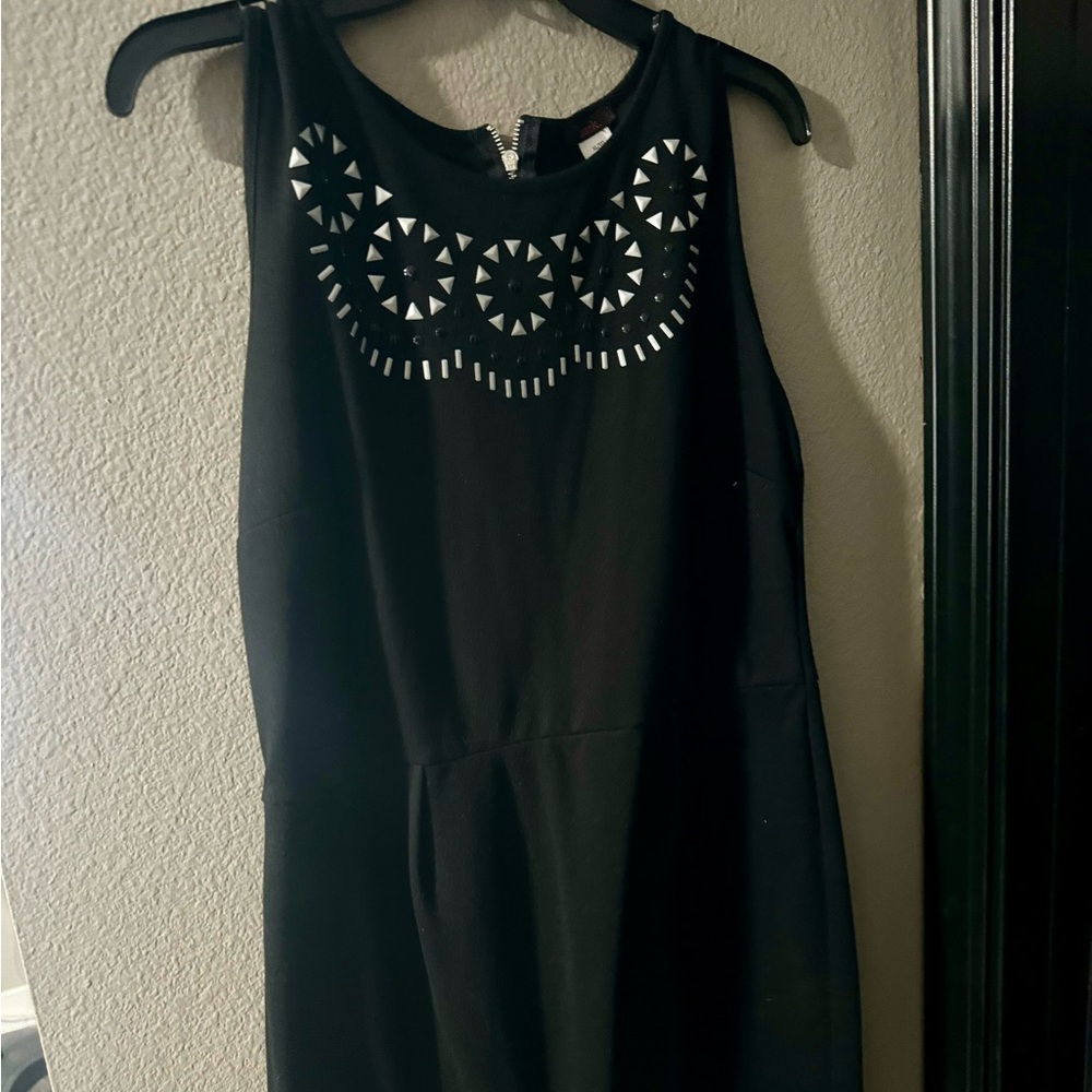 Avon Black Midi Dress with White Geometric Design